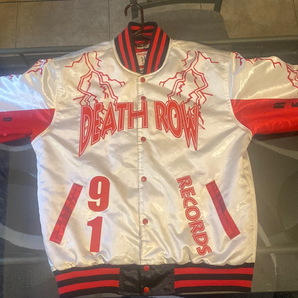 I’m selling a death row puffy jacket let me know what you think!